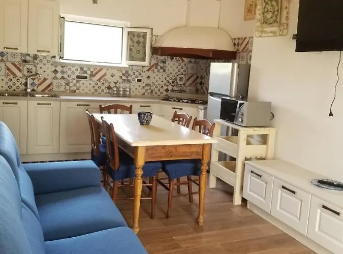 Casa Centro Sardegna 度假居 *